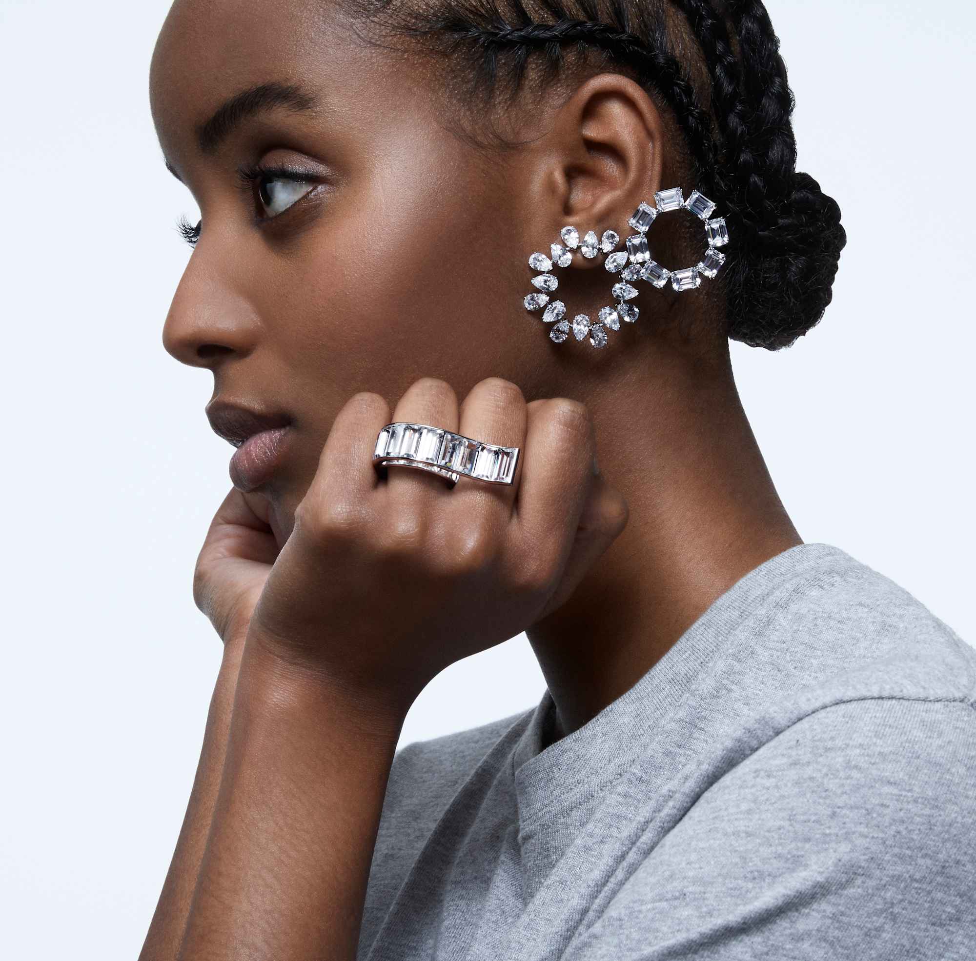 עגילי Millenia בציפוי רודיום מבריק SWAROVSKI