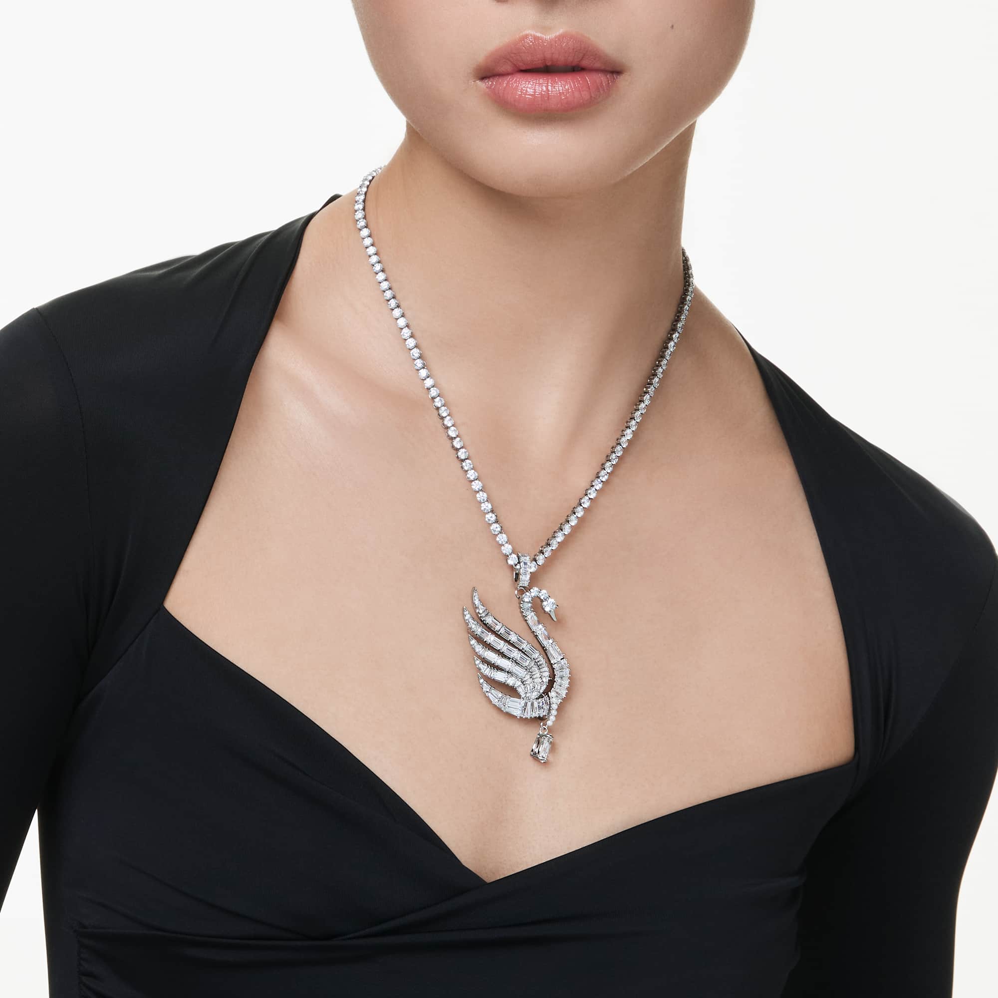 שרשרת Swan בציפוי רותניום מבריק